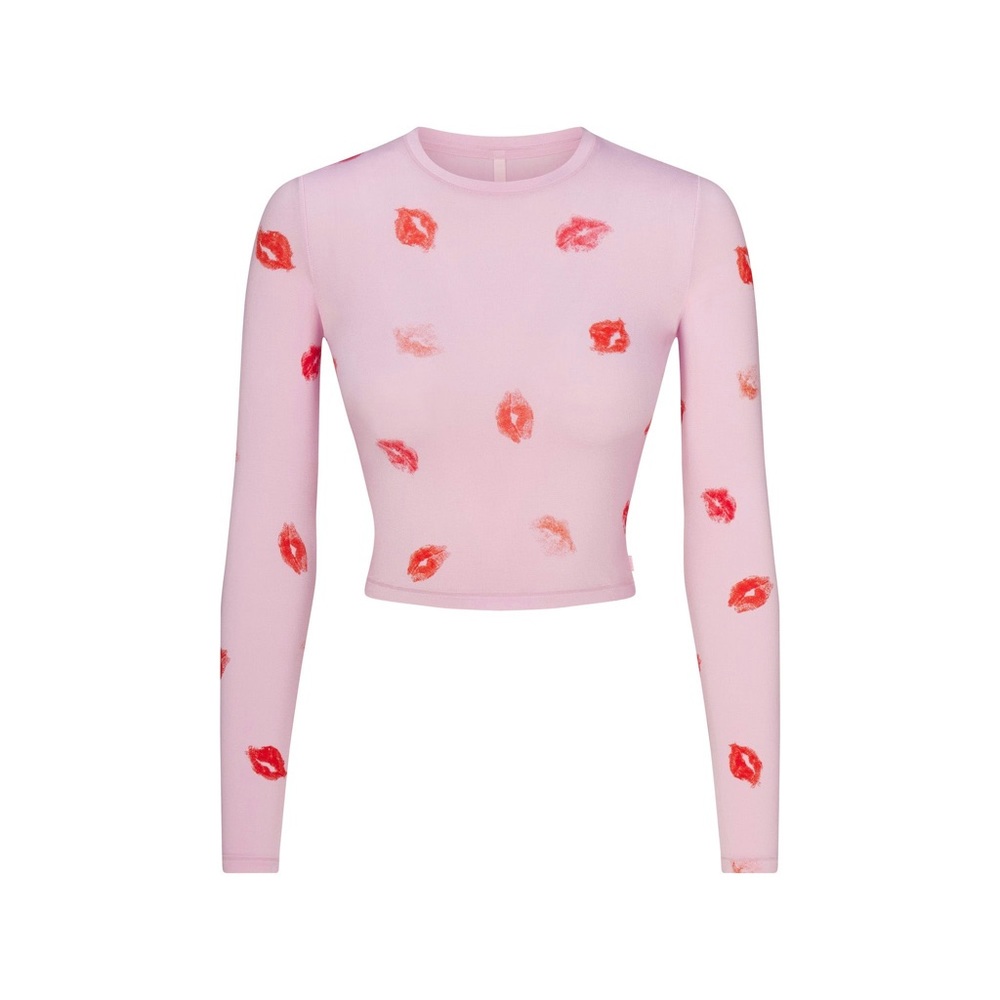 Skims cropped long sleeve lipstick